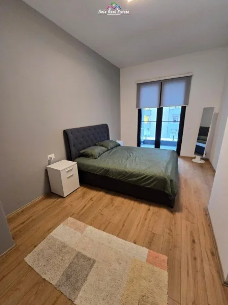 Tirane, jepet me qera apartament 1+1+Ballkon Kati 4, 72 m² 750 € (Square 21, Rruga e Kavajes)