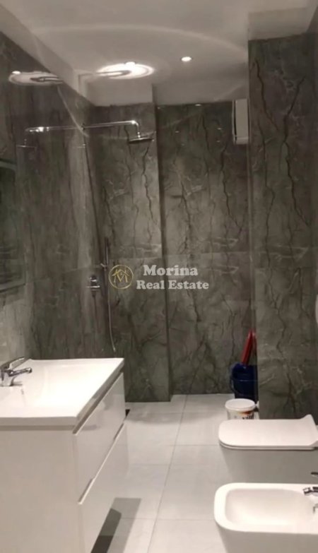 Tirane, jepet me qera apartament 1+1 Kati 6, 60 m² 300 € (Shkoze)