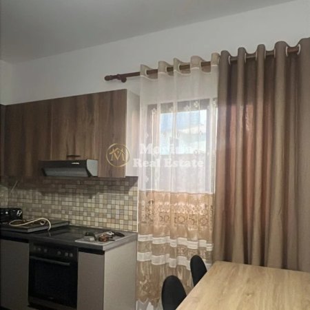 Tirane, jepet me qera apartament 1+1 Kati 1, 70 m² 400 € (Jordan Misja)