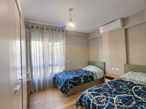Tirane, jepet me qera apartament 2+1 Kati 8, 108 m² 1.350 € (Myslym Shyri)