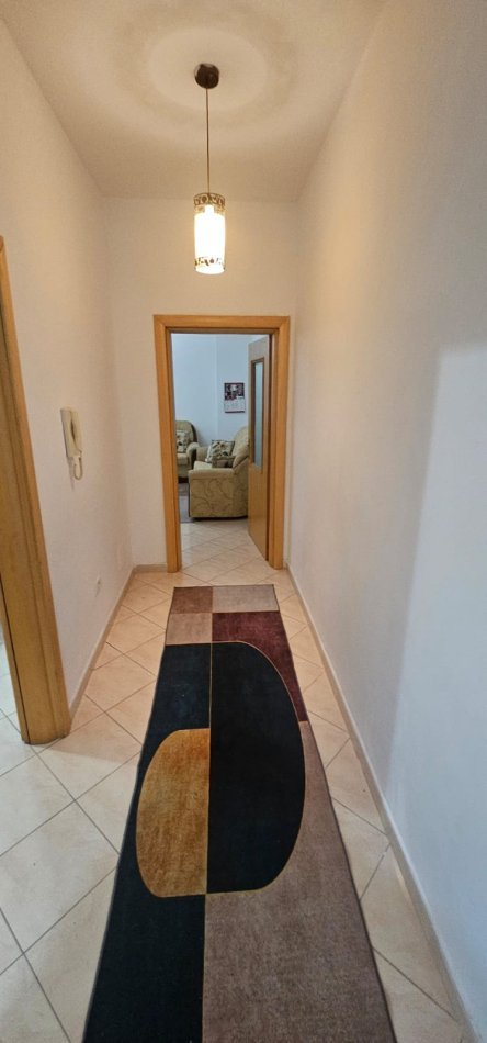 Durres, jepet me qera apartament 1+1 Kati 2, 65 m² 300 € 