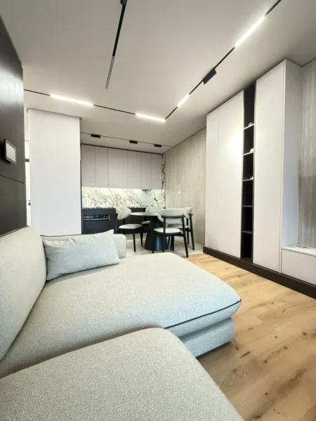 Tirane, jepet me qera apartament 1+1 Kati 13, 74 m² 1.200 € (Mine Peza)