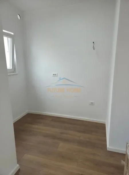 Tirane, shitet apartament 1+1 Kati 4, 50 m² 108.000 € (Rruga Ali Demi)
