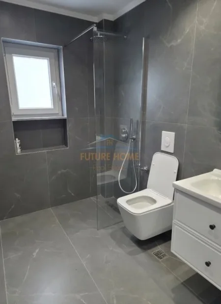 Tirane, shitet apartament 1+1 Kati 4, 50 m² 108.000 € (Rruga Ali Demi)