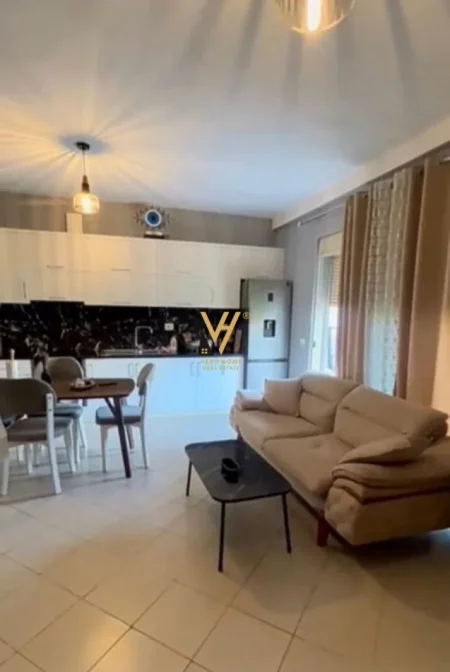 Tirane, jepet me qera apartament 1+1+Ballkon Kati 2, 65 m² 550 € (RRUGA MUSTAFA MATOHITI)