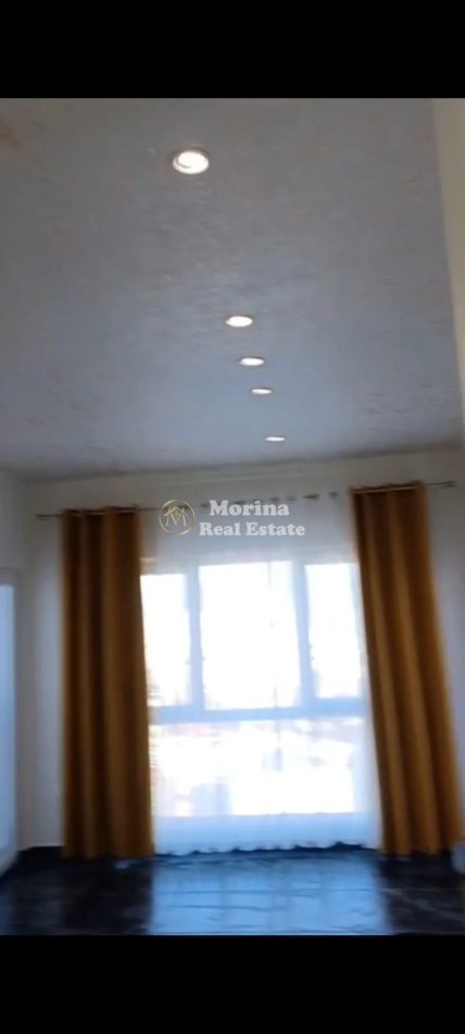 Tirane, jepet me qera apartament 2+1 Kati 5, 120 m² 800 € (Zogu i ZI)