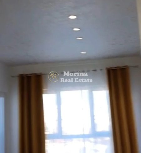 Tirane, jepet me qera apartament 2+1 Kati 5, 120 m² 800 € (Zogu i ZI)