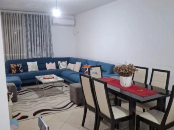 Tirane, shitet apartament 1+1+Ballkon Kati 5, 72 m² 88.357 €
