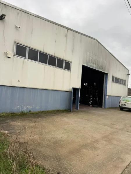 Tirane, jap me qera magazine Kati 0, 500 m² 1.500 € (City Park)