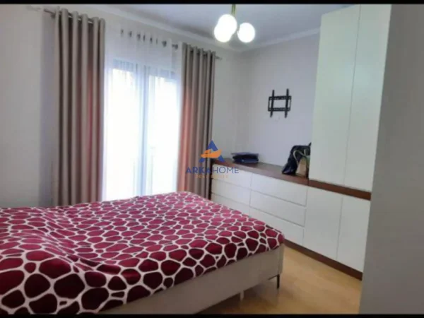 Tirane, shitet apartament 2+1+Ballkon Kati 6, 94 m² 213.000 € 