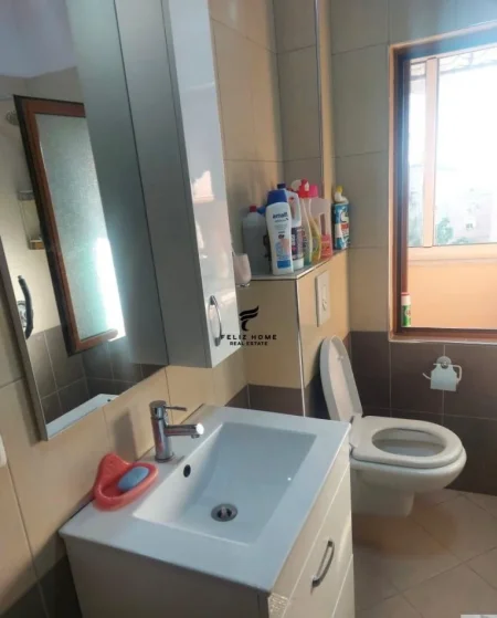 Tirane, shitet apartament 2+1 Kati 5, 85 m² 146.000 € (PORCELAN)