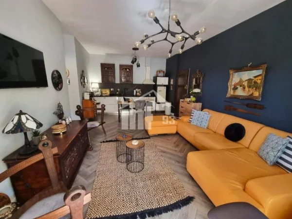 Durres, shitet apartament 1+1+Ballkon Kati 3, 67 m² 115.000 € (NË GOLEM)