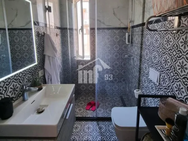 Durres, shitet apartament 1+1+Ballkon Kati 3, 67 m² 115.000 € (NË GOLEM)