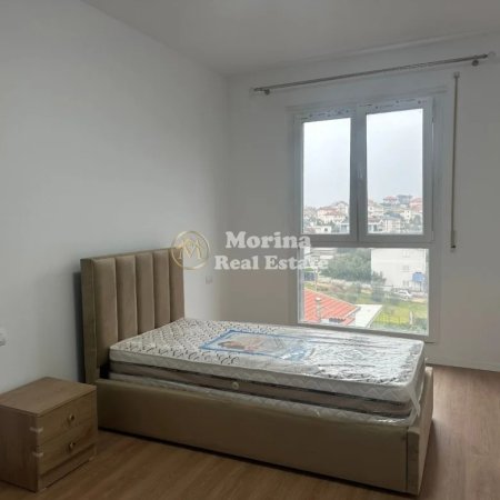 Tirane, jepet me qera apartament 3+1 Kati 7, 140 m² 500 € (Paskuqan)