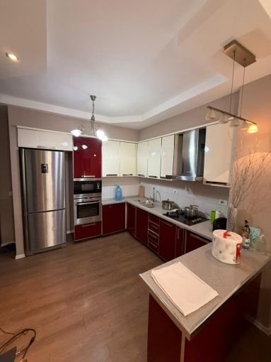 Tirane, shitet apartament 3+1+Aneks+Ballkon , 92 m² 141.000 € (yzberisht , misto mame)