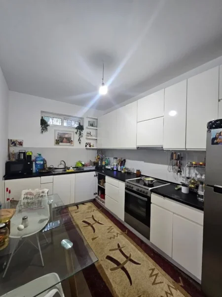Tirane, shes Vile 3 Katshe Kati 3, 345 m² 800.000 € 