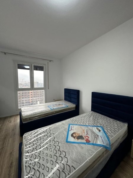 Tirane, jepet me qera apartament 2+1 Kati 7, 112 m² 450 € (PASKUQAN)