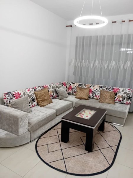 Tirane, jepet me qera apartament 1+1+Ballkon Kati 1, 67 m² 450 € (ASTIR)