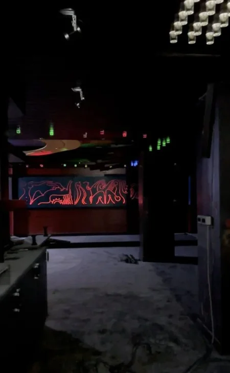 Tirane, jap me qera ambjent biznesi Kati -1, 325 m² 2.500 € (QYTET STUDENTI)