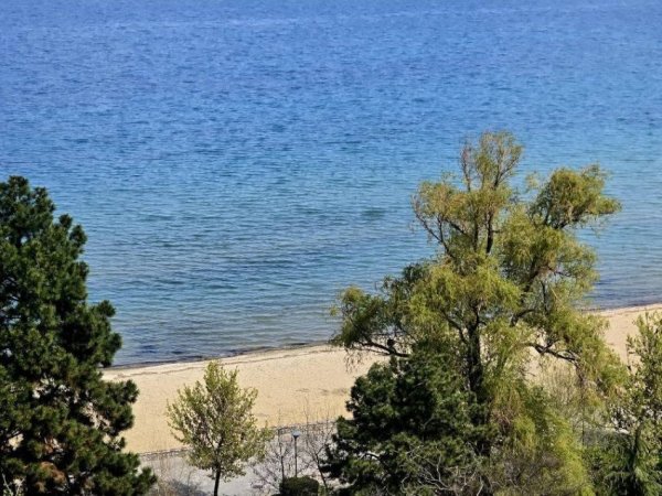 Pogradec, shitet apartament 3+1 Kati 9, 159.000 € (deshmoret e pojskes)