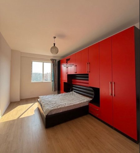 Tirane, jepet me qera apartament 1+1 Kati 5, 66 m² 450 € (YZBERISHT)