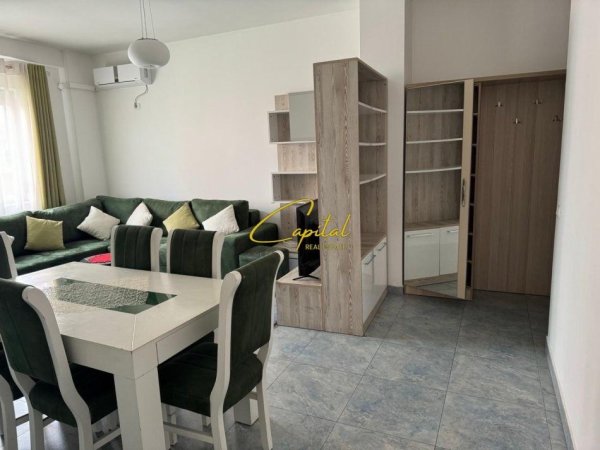 Tirane, jepet me qera apartament 1+1 Kati 3, 75 m² 550 € (KOPSHTI BOTANIK)