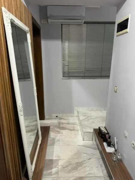 Tirane, jepet me qera apartament 1+1 Kati 2, 59 m² 550 € (Stadiumi Dinamo)