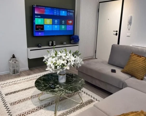 Tirane, jepet me qera apartament 1+1+Aneks+Ballkon Kati 4, 74 m² (Bulevardi I Ri)