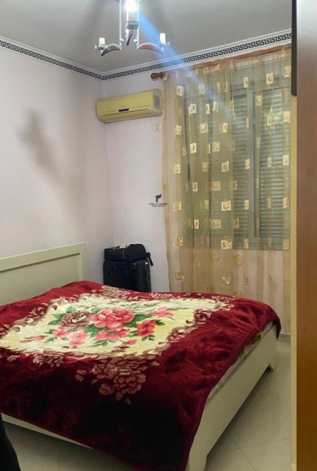 Tirane, jepet me qera apartament 2+1 Kati 4, 79 m² 600 € (KOMUNA E PARISIT)