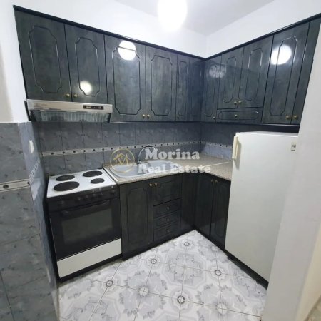 Tirane, jepet me qera apartament 1+1 Kati 3, 60 m² 420 € (UET)