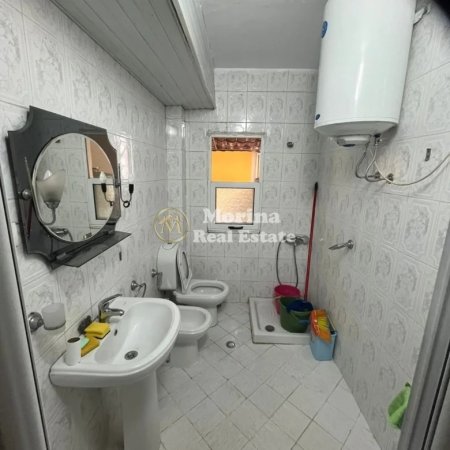 Tirane, jepet me qera apartament 1+1 Kati 3, 60 m² 420 € (UET)