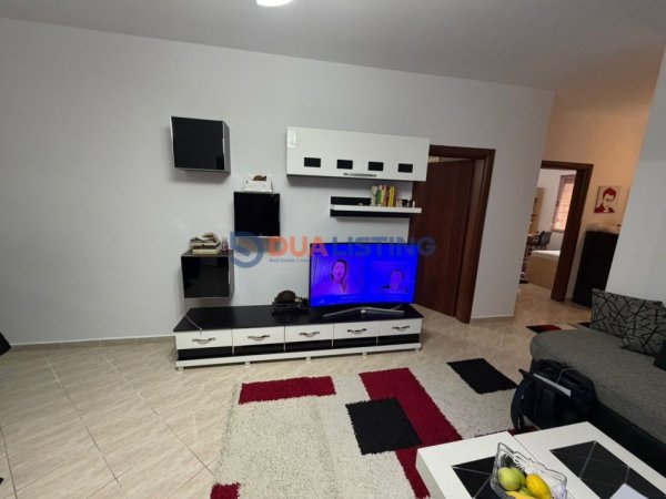 Tirane, shitet apartament 2+1 , 106 m² 127.000 € (Fresk)