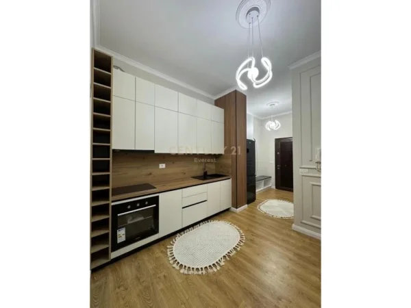 Tirane, shitet apartament 1+1 Kati 1, 77 m² 130.000 € (Astir,Kompleksi Vila L)
