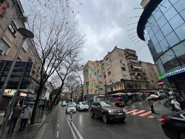 Shqiperi, shitet Kati 0, 52 m² (Aktivitet biznesi; Myslym Shyri", Tiranë)