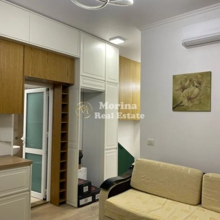 Tirane, jepet me qera Vile 1+1 Kati 2, 70 m² 380 € (Kombinat)