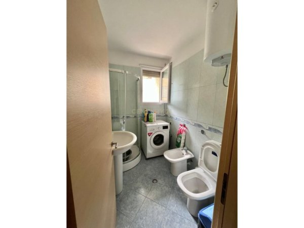 Durres, shitet apartament 2+1+Aneks+Ballkon Kati 2, 85 m² 160.000 € (Shkembi i Kavajes)