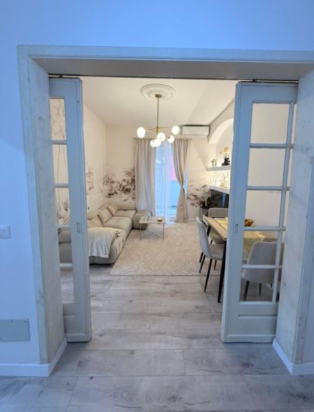 Tirane, shitet apartament 2+1 Kati 3, 70 m² 240.000 € 