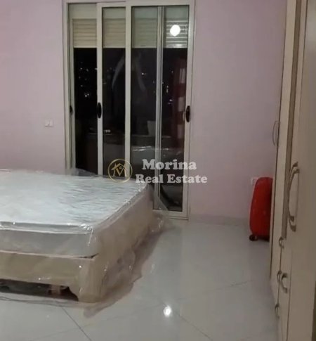 Tirane, jepet me qera apartament 2+1 Kati 2, 100 m² 500 € (Yzberisht)