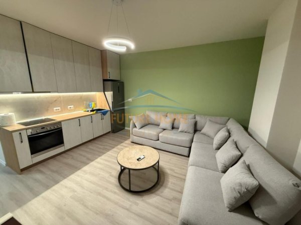 Tirane, jap me qera apartament 1+1+Ballkon Kati 6, 63 m² 670 € (Zogu i Zi)