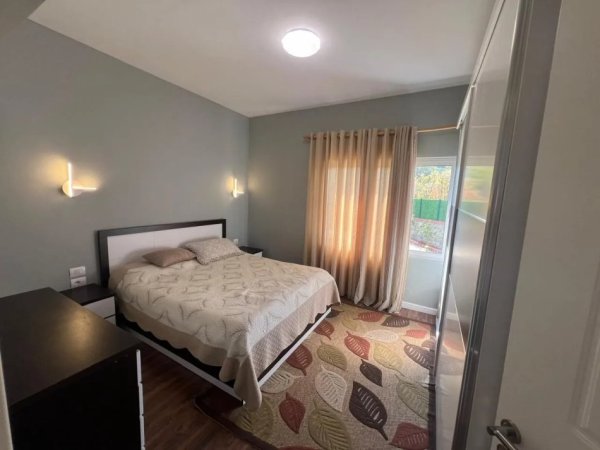 Tirane, jepet me qera Vile 3 Katshe , 325 m² 1.200 € (TEG)