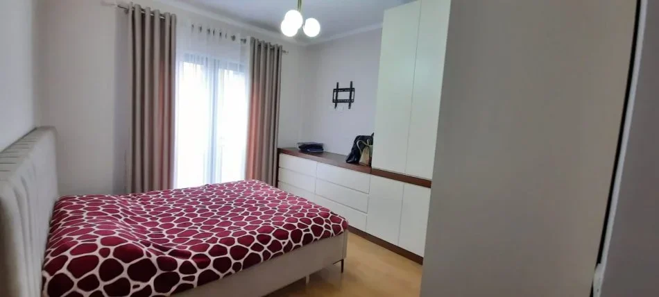 Tirane, shitet apartament 2+1 Kati 6, 109 m² 214.000 € (astir)