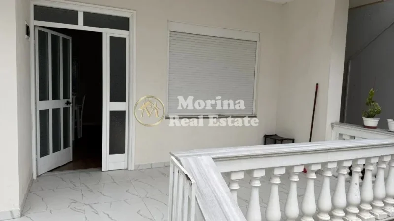 Tirane, jepet me qera shtepi 1+1 Kati 1, 70 m² 300 € (Allias)