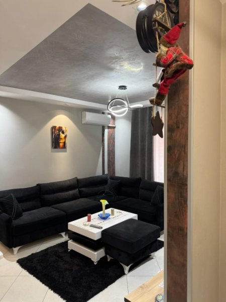 Tirane, jepet me qera apartament 3+1+Ballkon Kati 3, 92 m² 50.000 € 