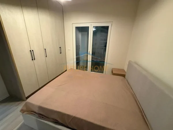 Tirane, jepet me qera apartament 1+1 Kati 6, 64 m² 670 € (Zogu i zi)