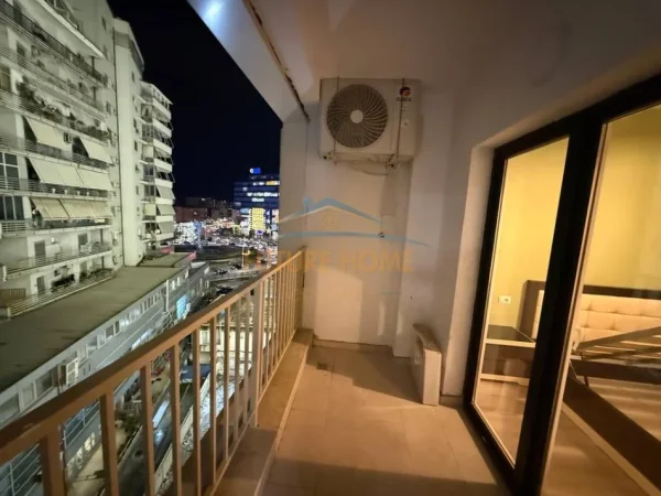 Tirane, jepet me qera apartament 1+1 Kati 6, 63 m² 670 € (Zogu i Zi)