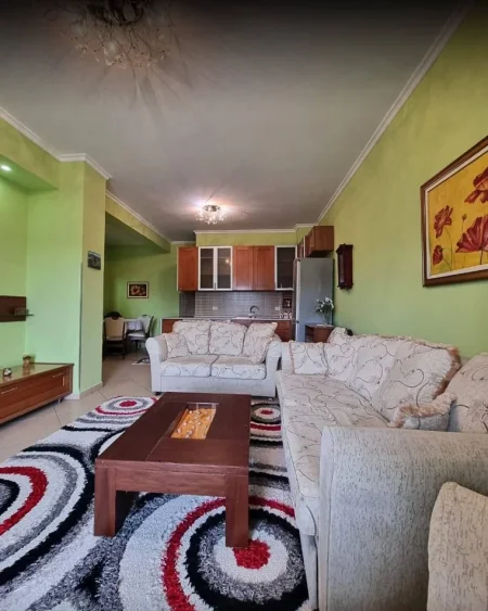 Tirane, jepet me qera apartament 2+1+Aneks+Ballkon Kati 8, 700 € 