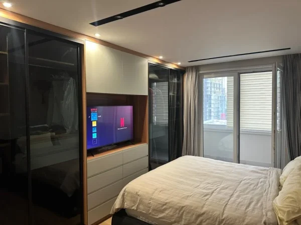 Tirane, jepet me qera apartament 2+1 Kati 4, 110 m² 1.500 € 