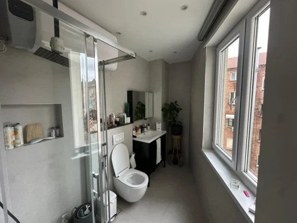 Tirane, jepet me qera apartament 2+1 Kati 4, 110 m² 1.500 € 