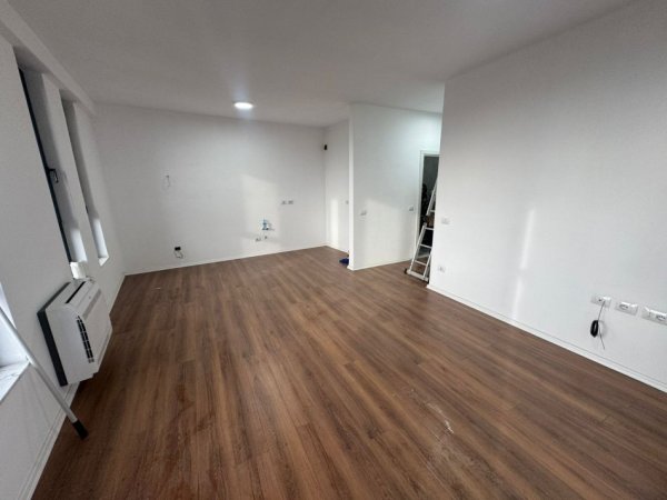 Tirane, jepet me qera apartament 2+1 Kati 6, 90 m² 