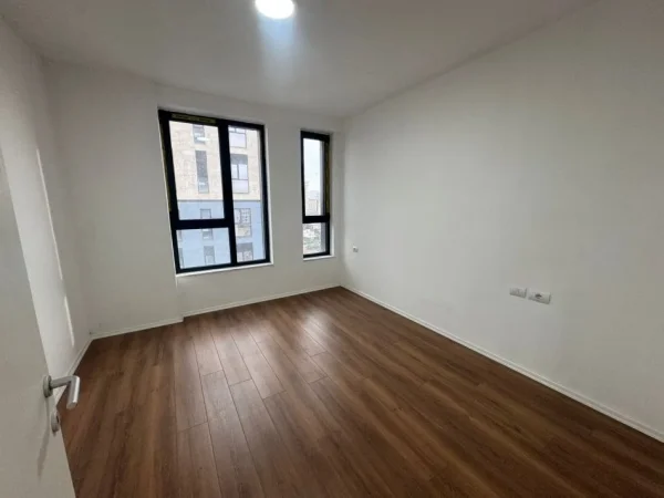 Tirane, jepet me qera apartament 2+1 Kati 6, 90 m² 
